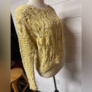 American Eagle sweater, size medium, yellow